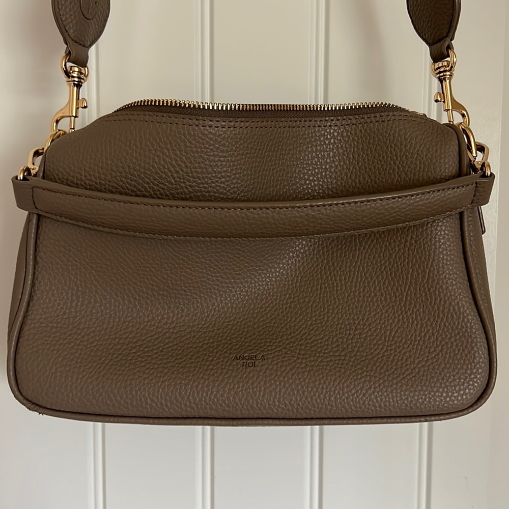 Repost/buyer changed mind - Angela Roi shoulder bag